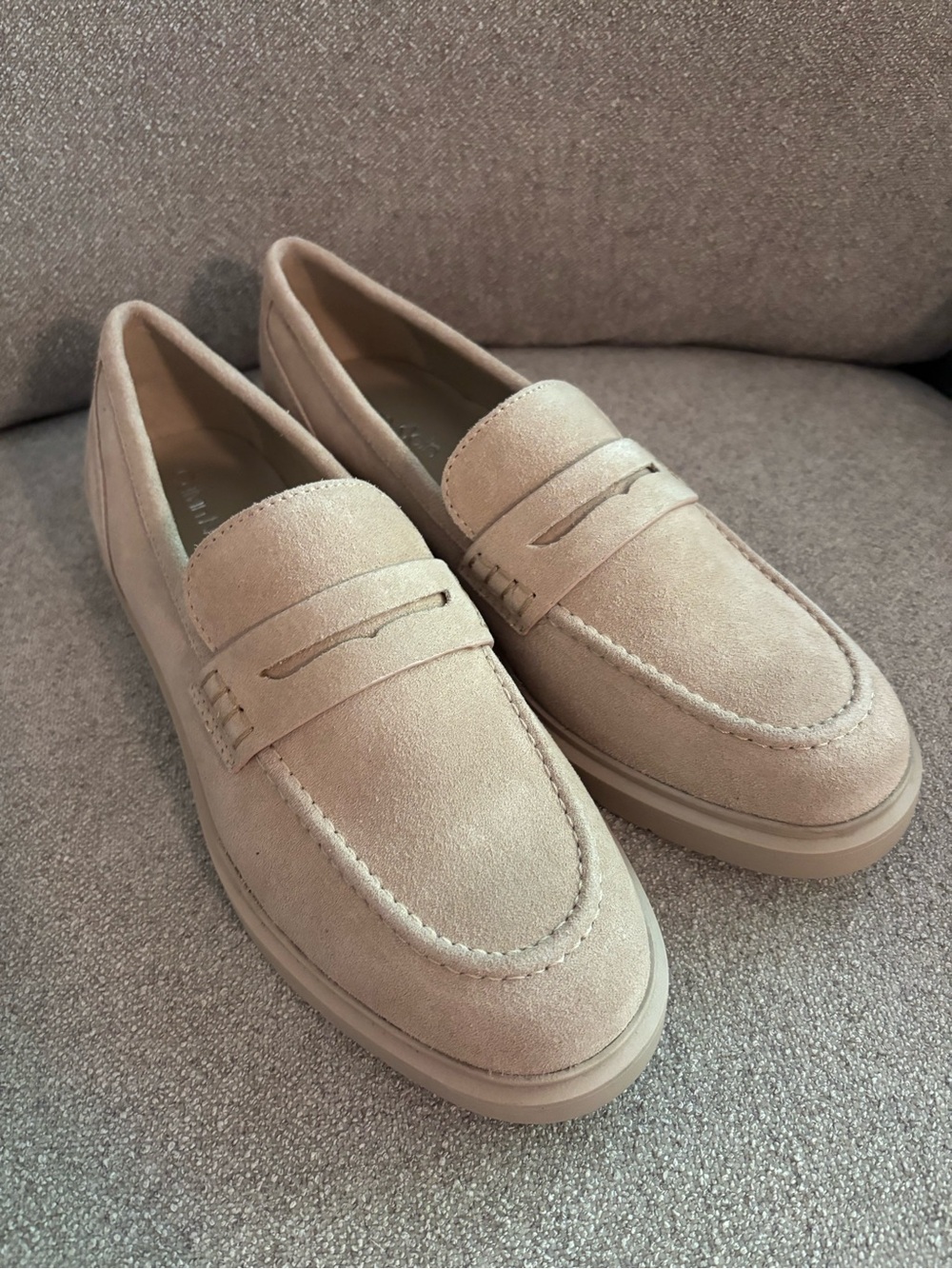 Calvin Klein Women’s Suede Brinda Penny Loafers in Light Beige Size 7.5
